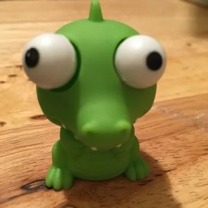 Raised Eyes Anti Stress Vent Alligator Squeezeable Stress Reliever
